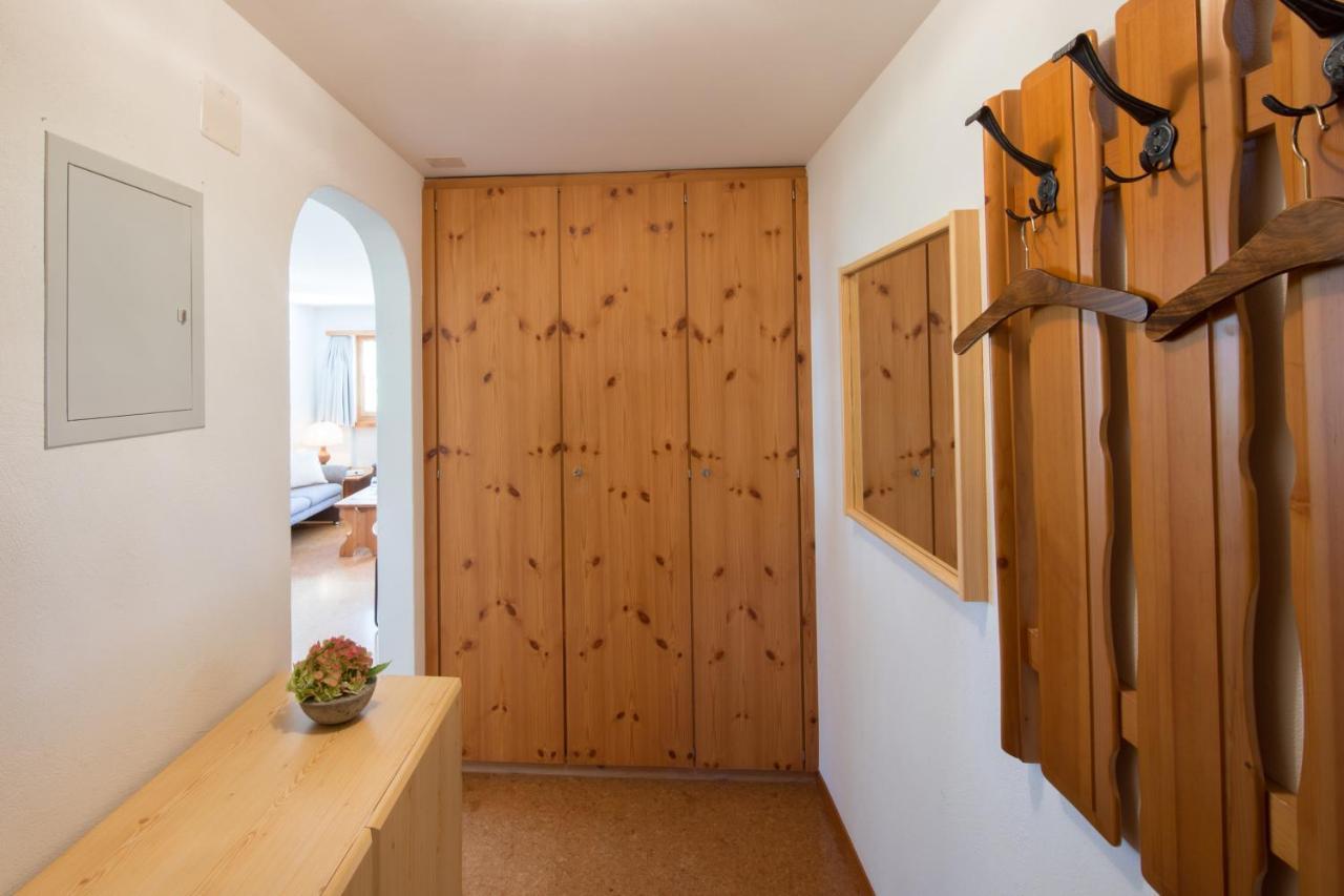 Ferienwohnungen Muntschi Andeer Habitación foto